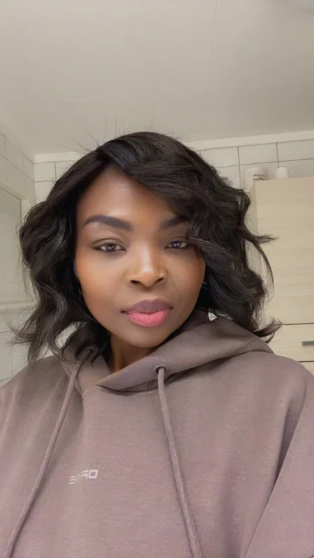 Sew in m/closure
